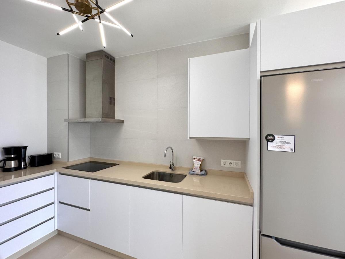 Carabeo 26 Boutique Studio Casasol Нерха Екстер'єр фото